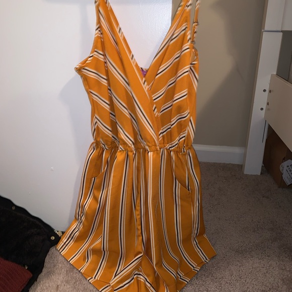 Romper - Picture 1 of 2